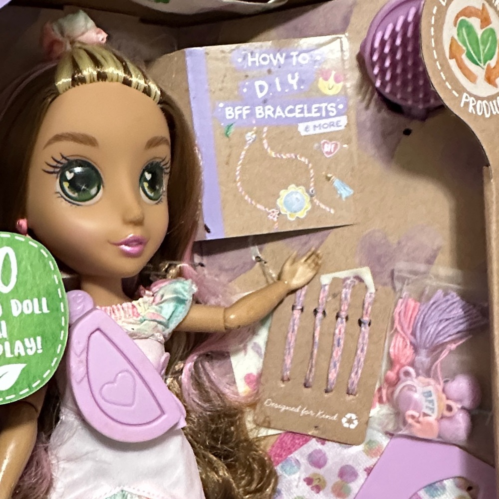 NWT Eco-Friendly Be Kind Doll with DIY Play by Jada girls toy - Picture 2 of 11